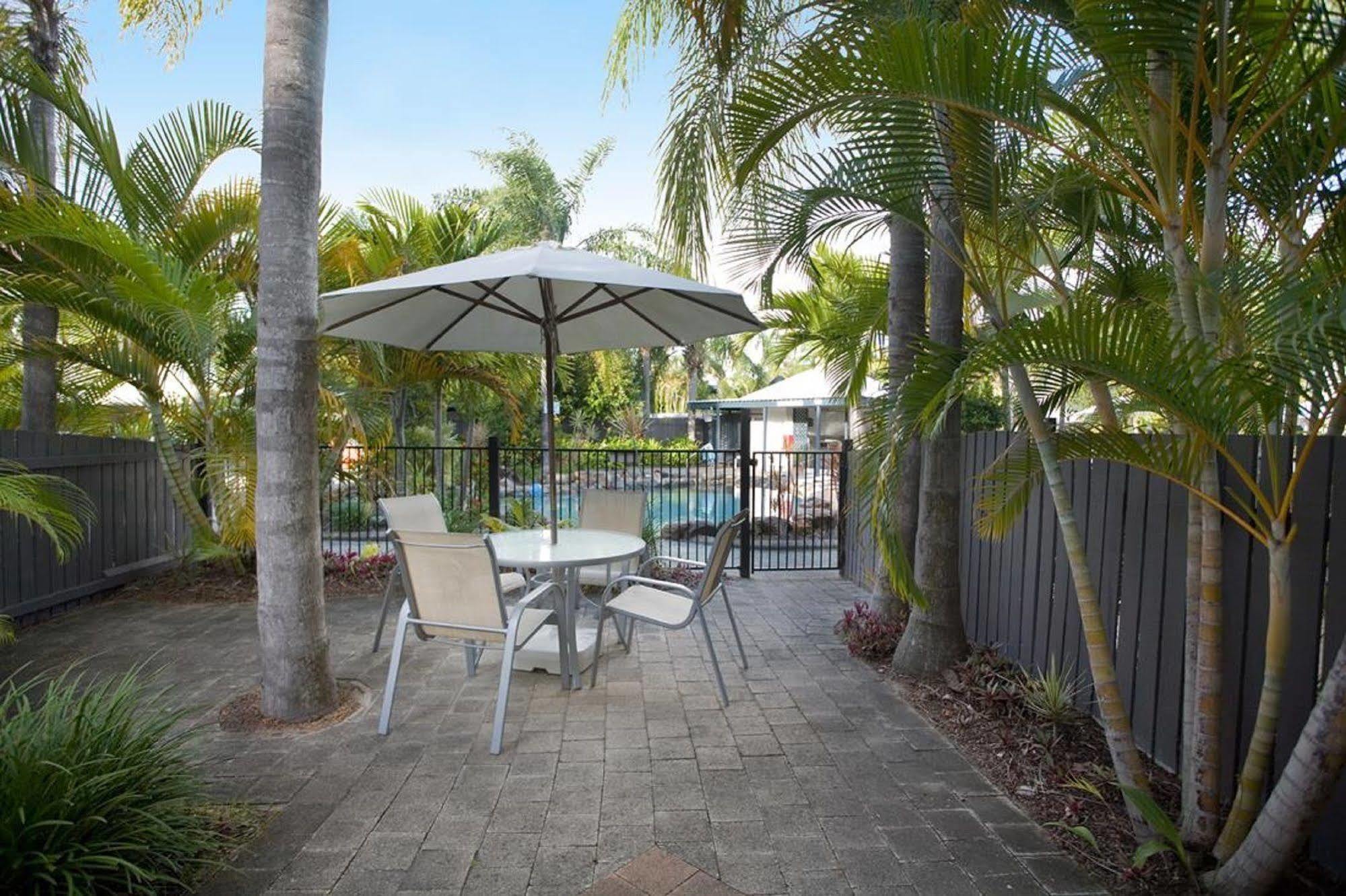 Skippers Cove Waterfront Resort Noosaville Exterior foto