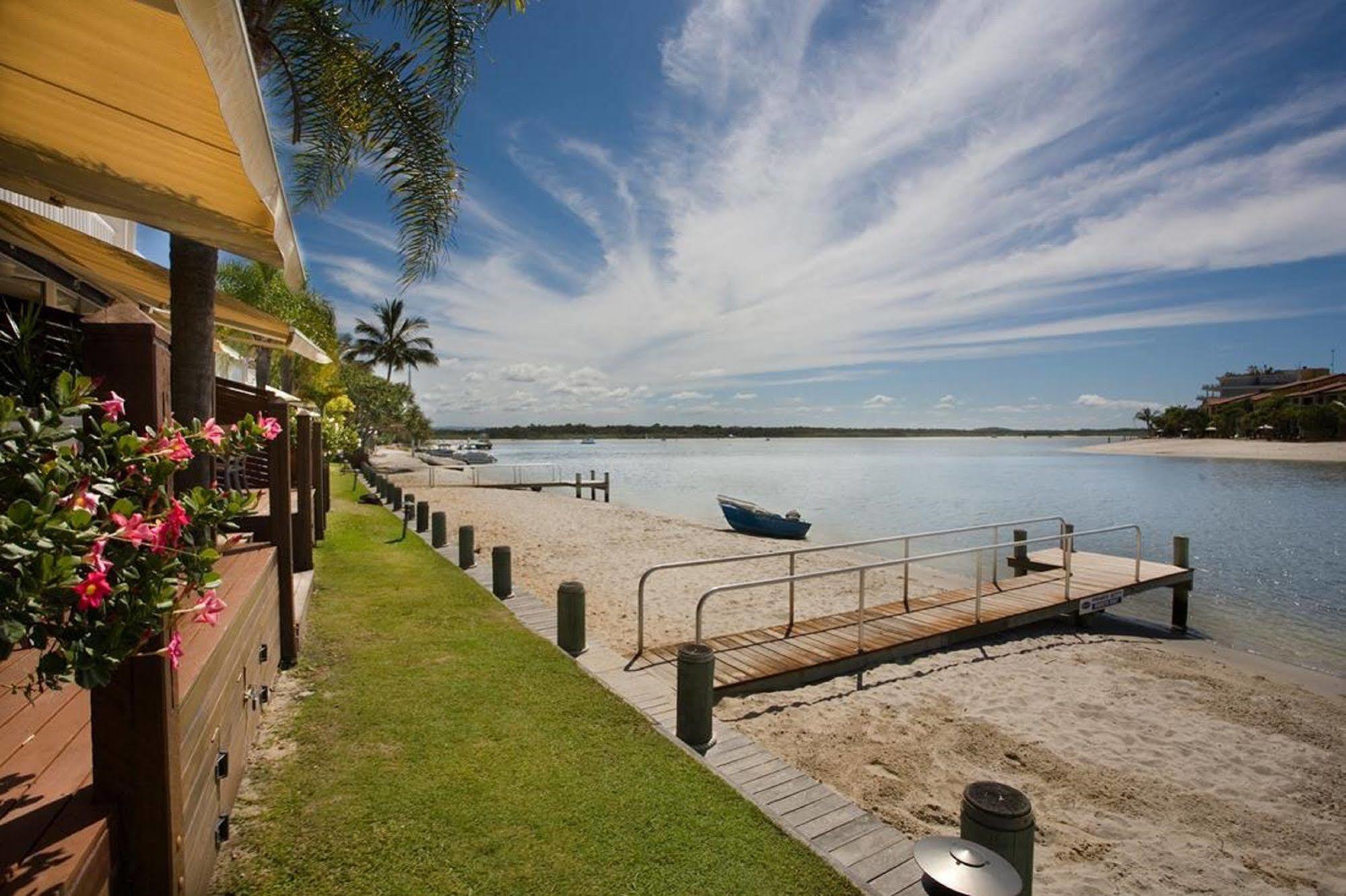 Skippers Cove Waterfront Resort Noosaville Exterior foto